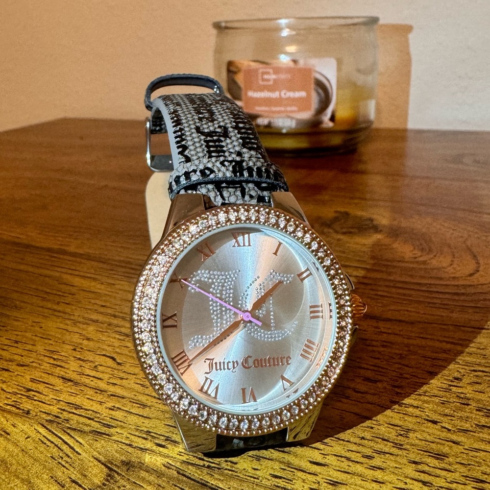 Juicy Couture women’s watch in great condition!
